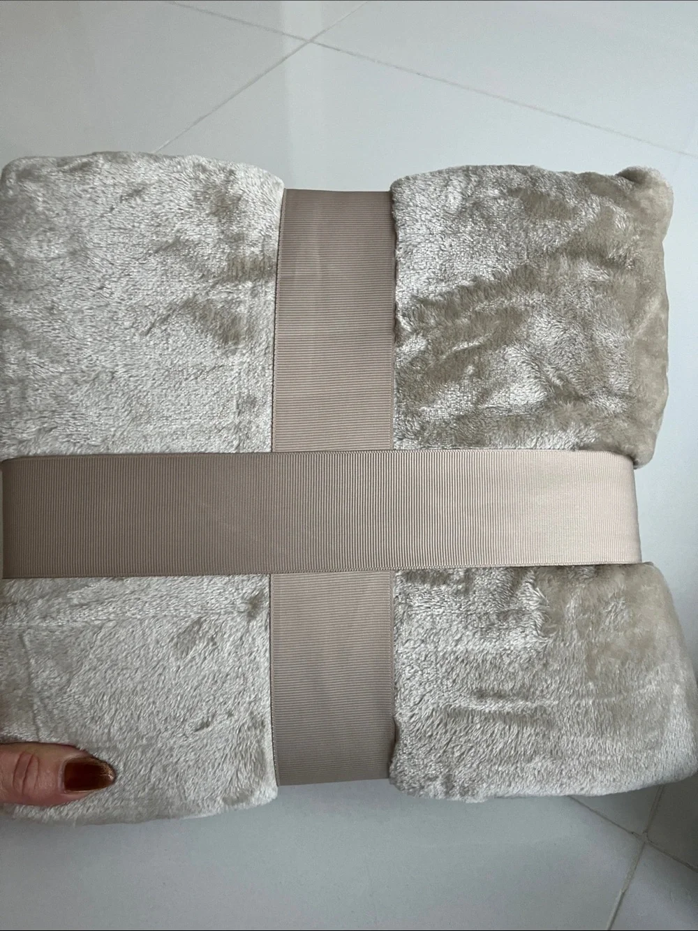 Sand Plush Flannel Throw Blanket
